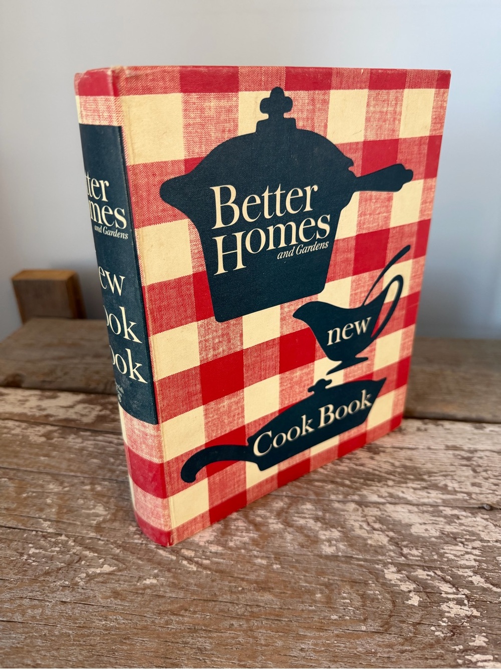 Better Homes and Gardens Cookbook